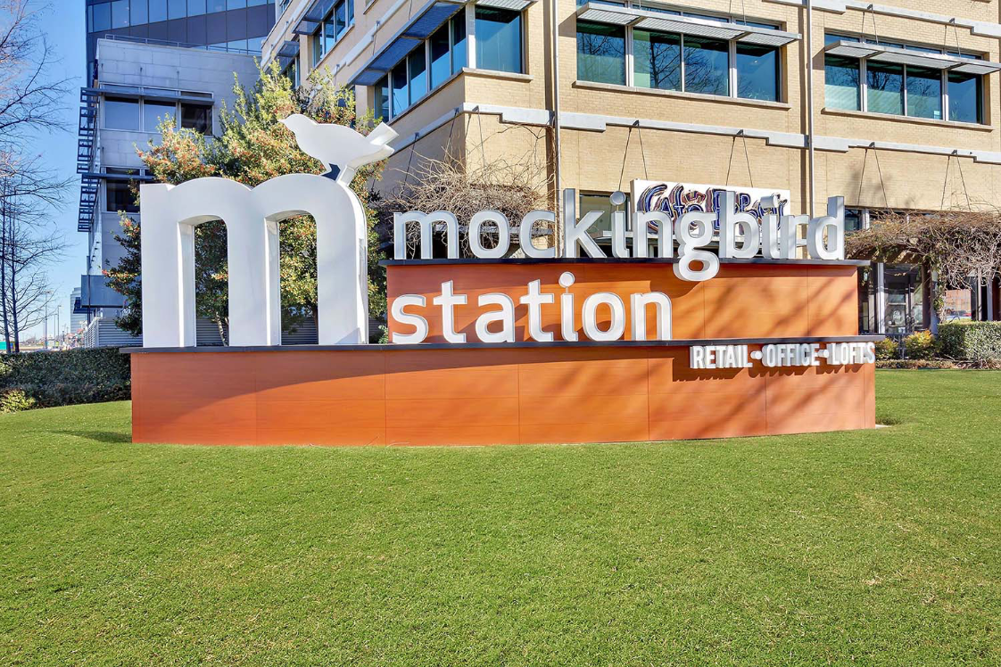 Mockingbird Station Sign